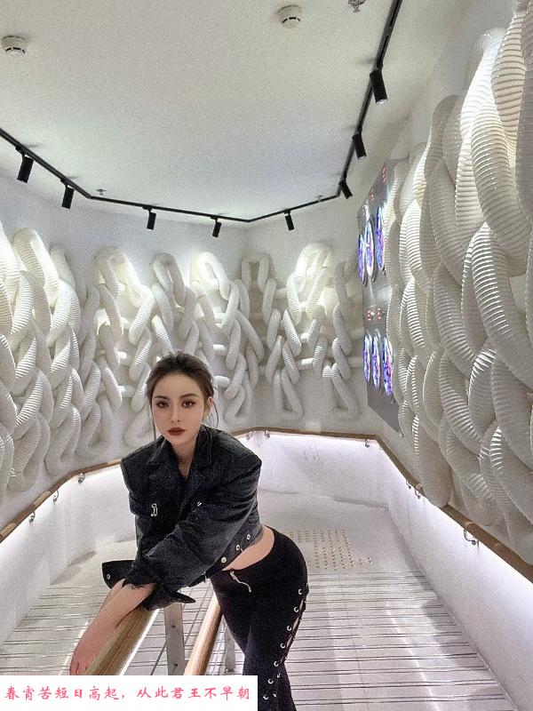 天河美少女玛丽 第1张