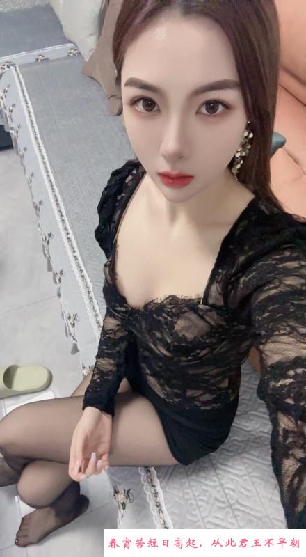闵行长腿尤尤 第1张