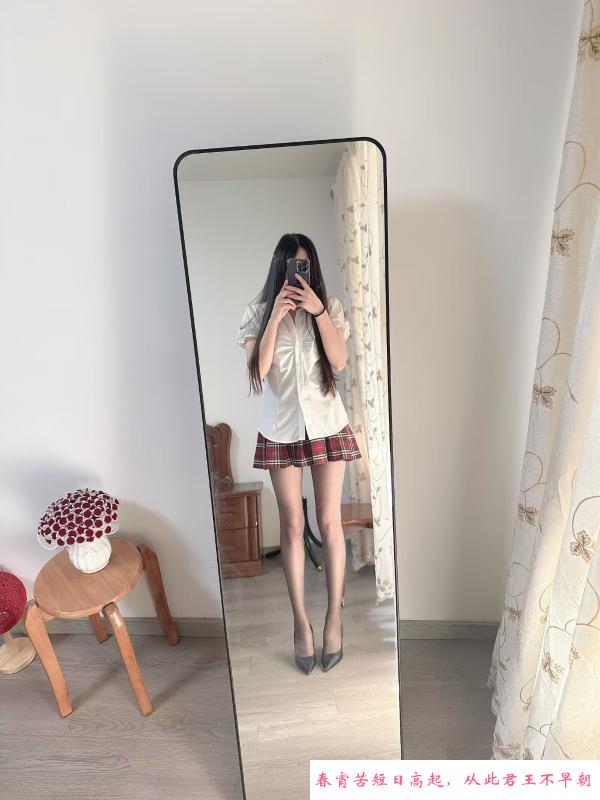 美腿少妇 第2张