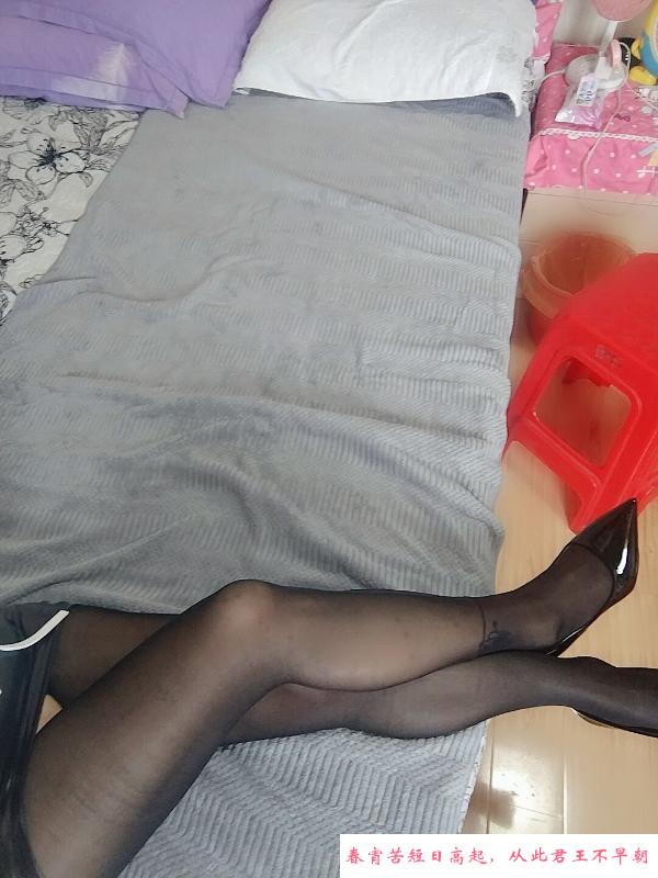 后入毒龙翘臀少妇 第2张