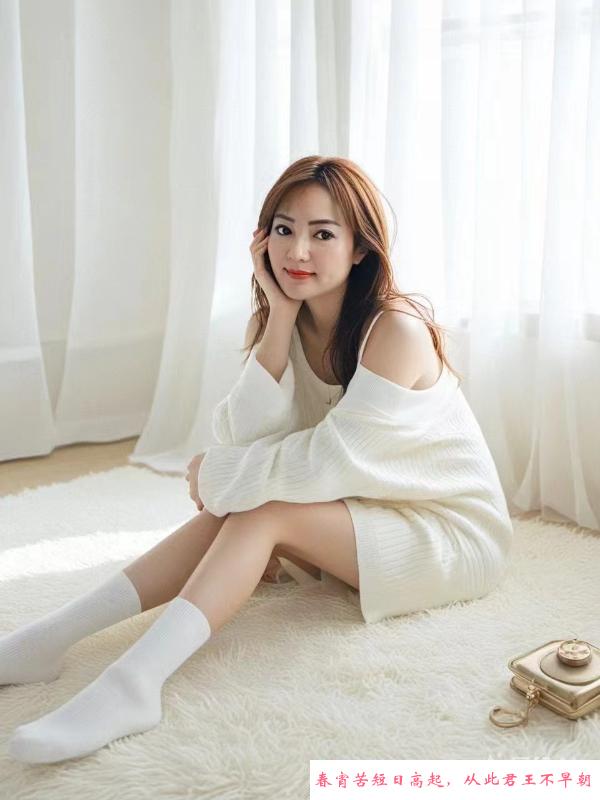 巨乳撩人少妇 第3张