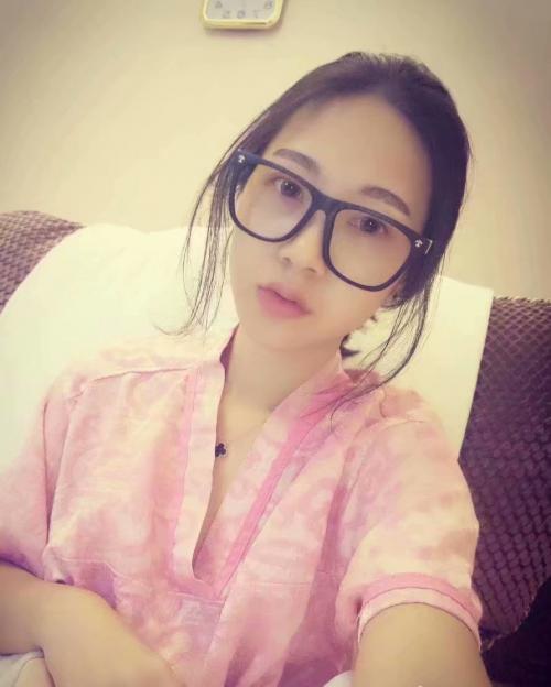 小妹服务很投入极有良家般的感觉而且很听话! 第1张