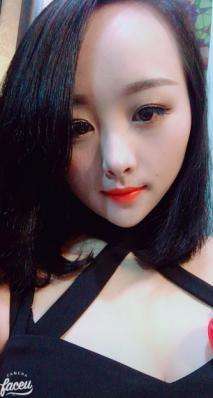皮肤粉嫩紧凑有女朋友感觉 第1张