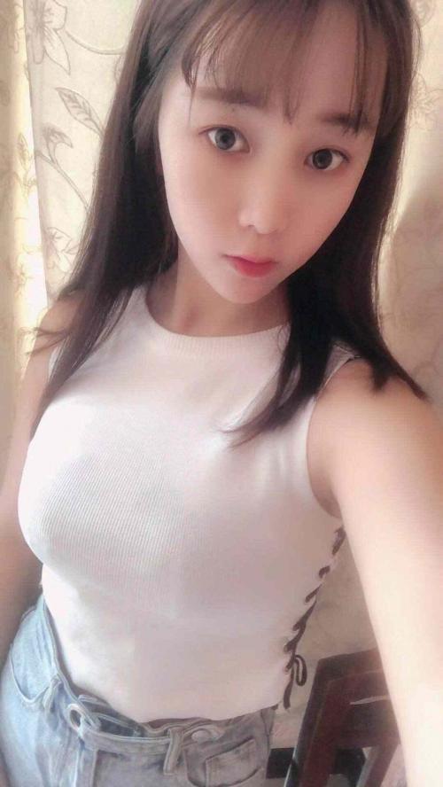 长安镇华丽路西虎姐 第1张