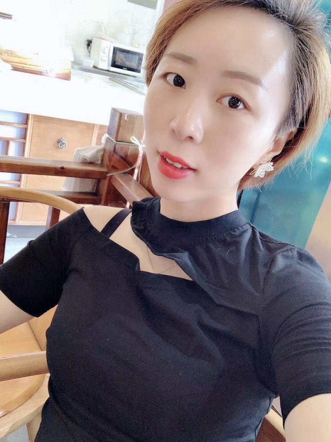 推荐一个卖吗啡的微商离异少妇 第2张