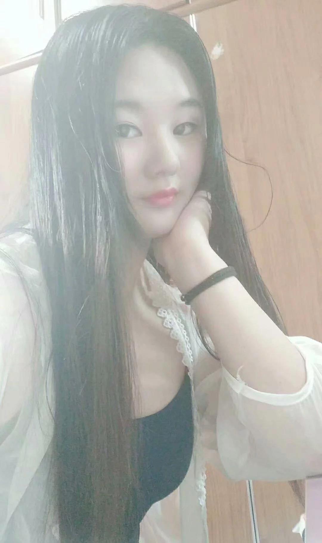 重庆可爱丰满超嫰的新人小妹美琪真的爽啊歪歪啦 第3张