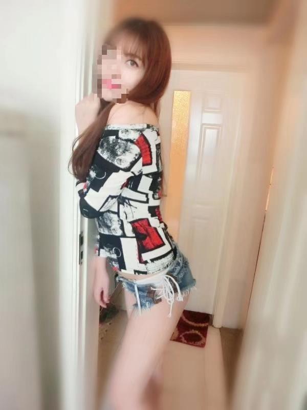 成都欧洲房子大长腿妹子 第3张