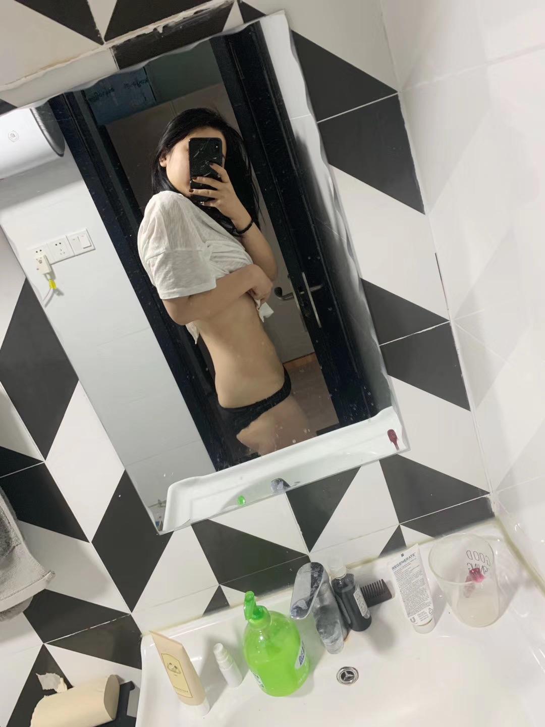 南京浦口兼职妹子大白，活好很爽 第2张