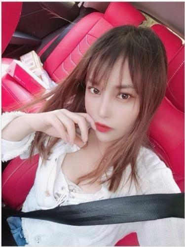 服务非常好的妹子甜甜 第1张
