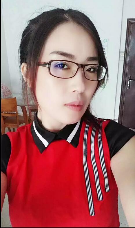 农讲所一熟女 第1张
