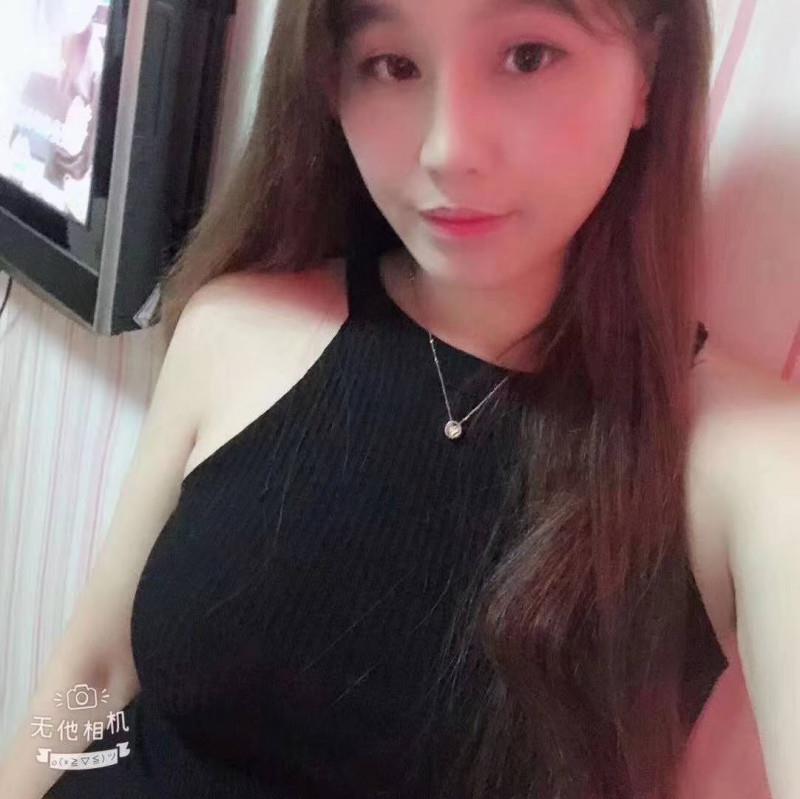 南京体验的大胸妹 第2张