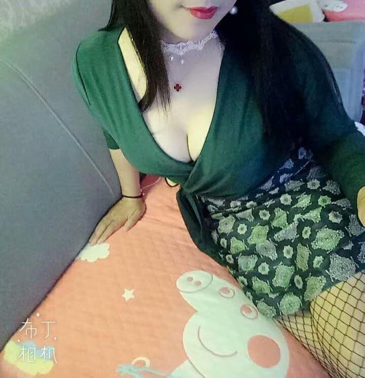文殊院地铁口服务不错的少妇 第3张