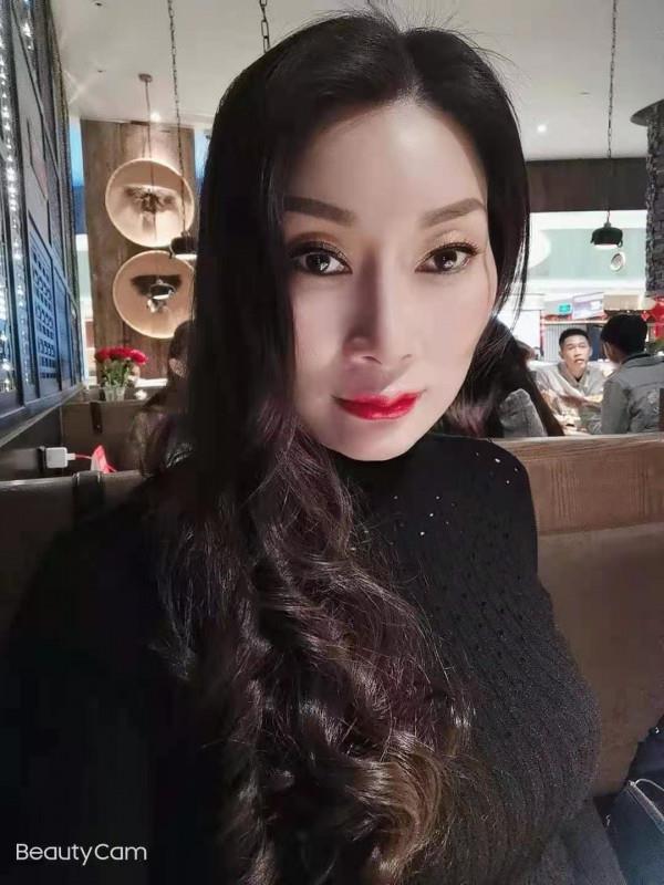 人妻下海 第2张
