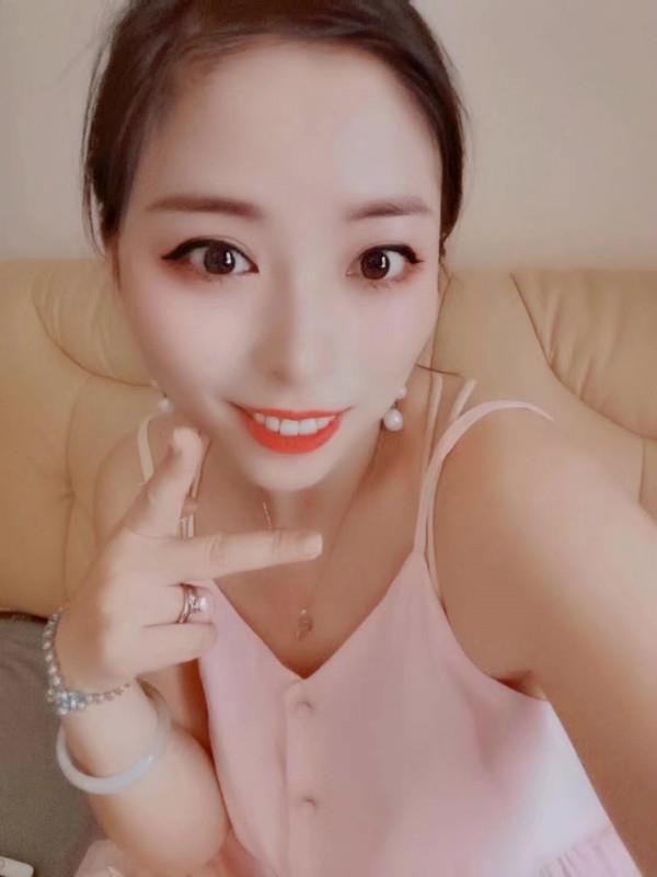 奥克斯广场熟女 第1张