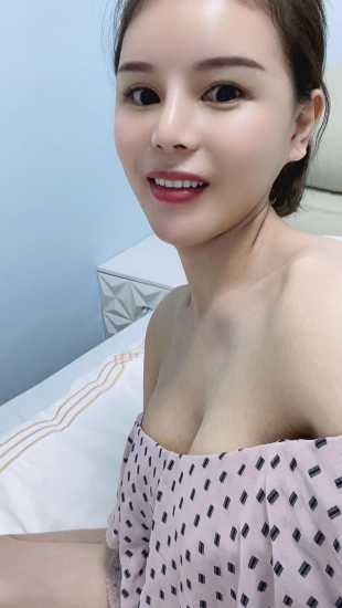 广东邻家嫩妹，甜美大方害羞又听话，很适合调教 第1张