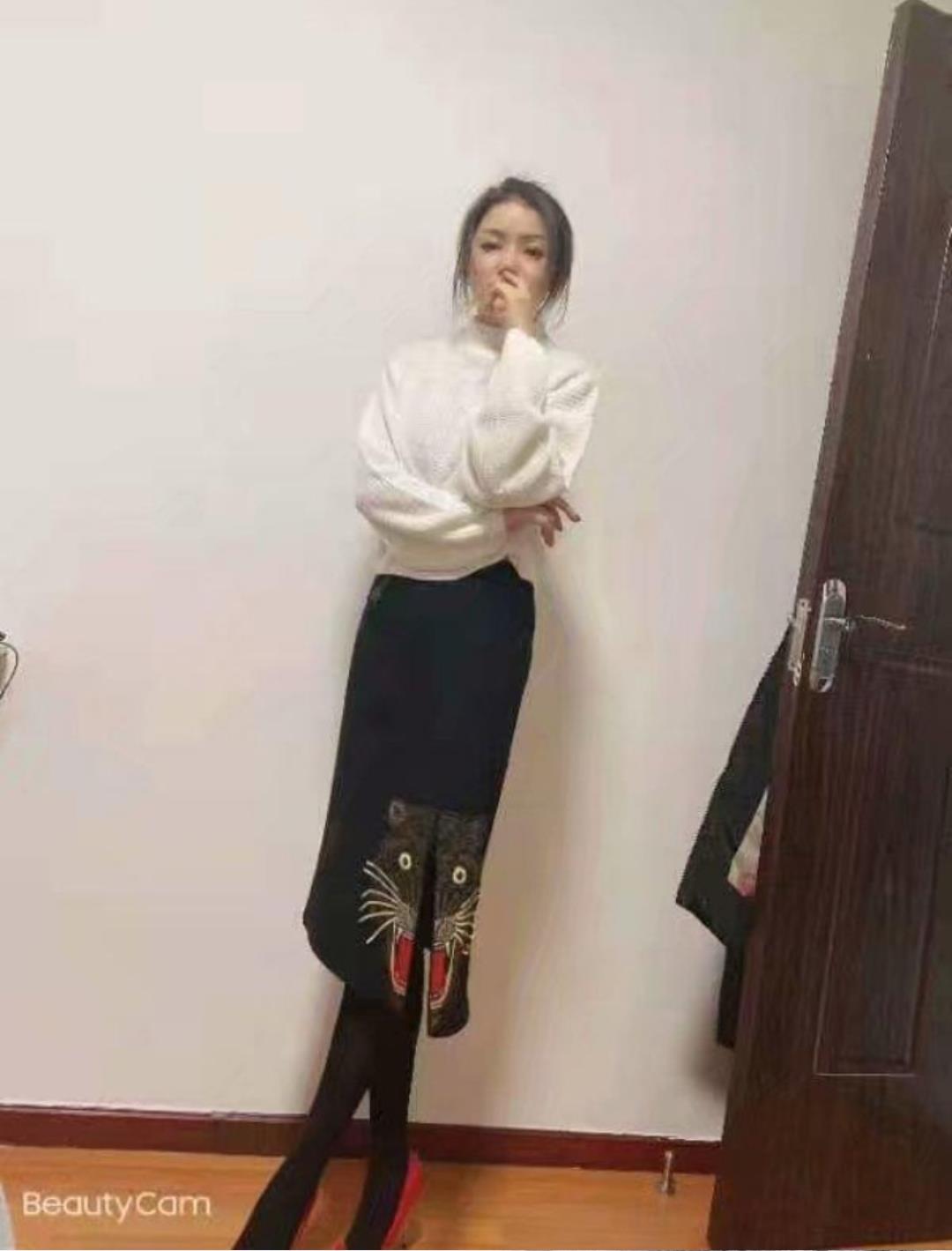 妙龄骚逼 第2张