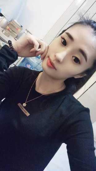 刚出道的骨感苗条小嫩妹，各种姿势紧就一个字 第1张