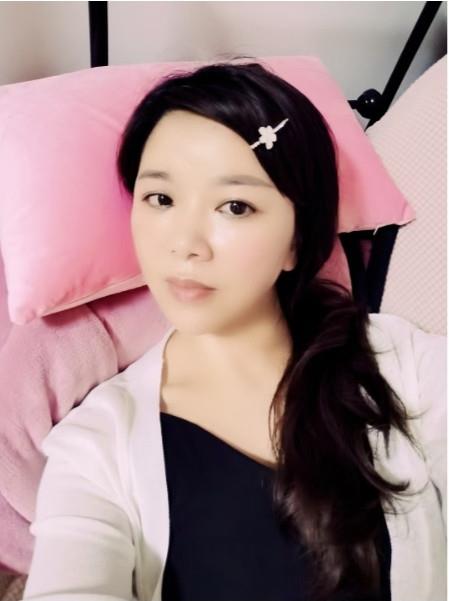 洪山广场小少妇 第1张