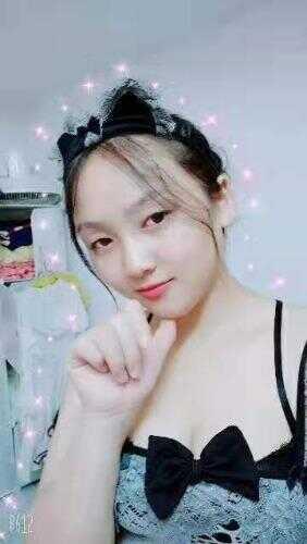 市桥微胖小美女 第1张