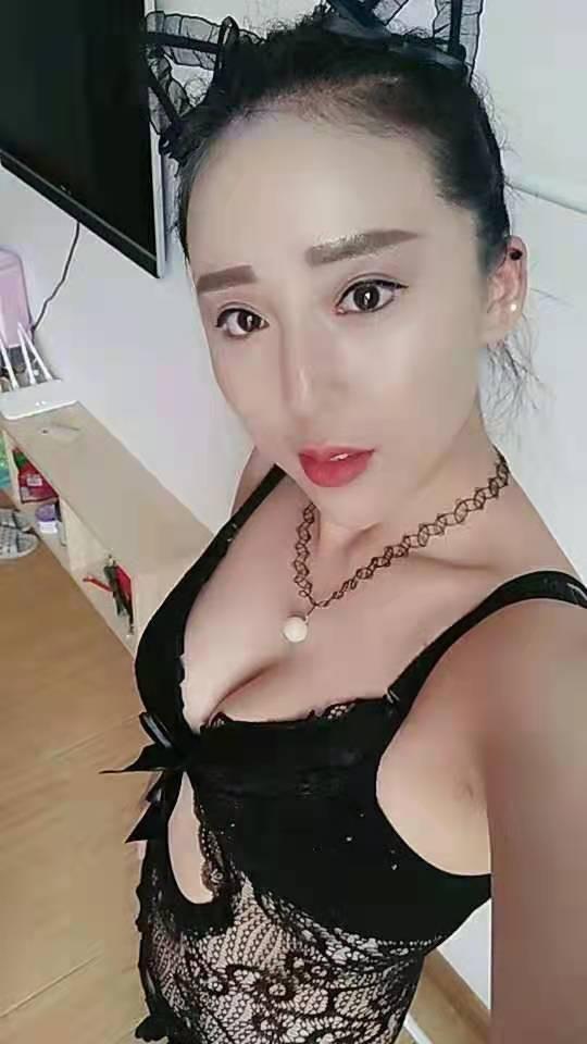 滨江熟女鑫鑫 第1张