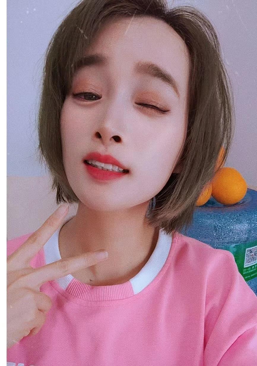 东晓南气质厂妹欧阳念念 第1张