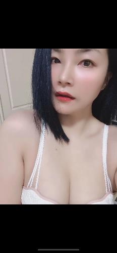 鄞州万达小妹子 第1张