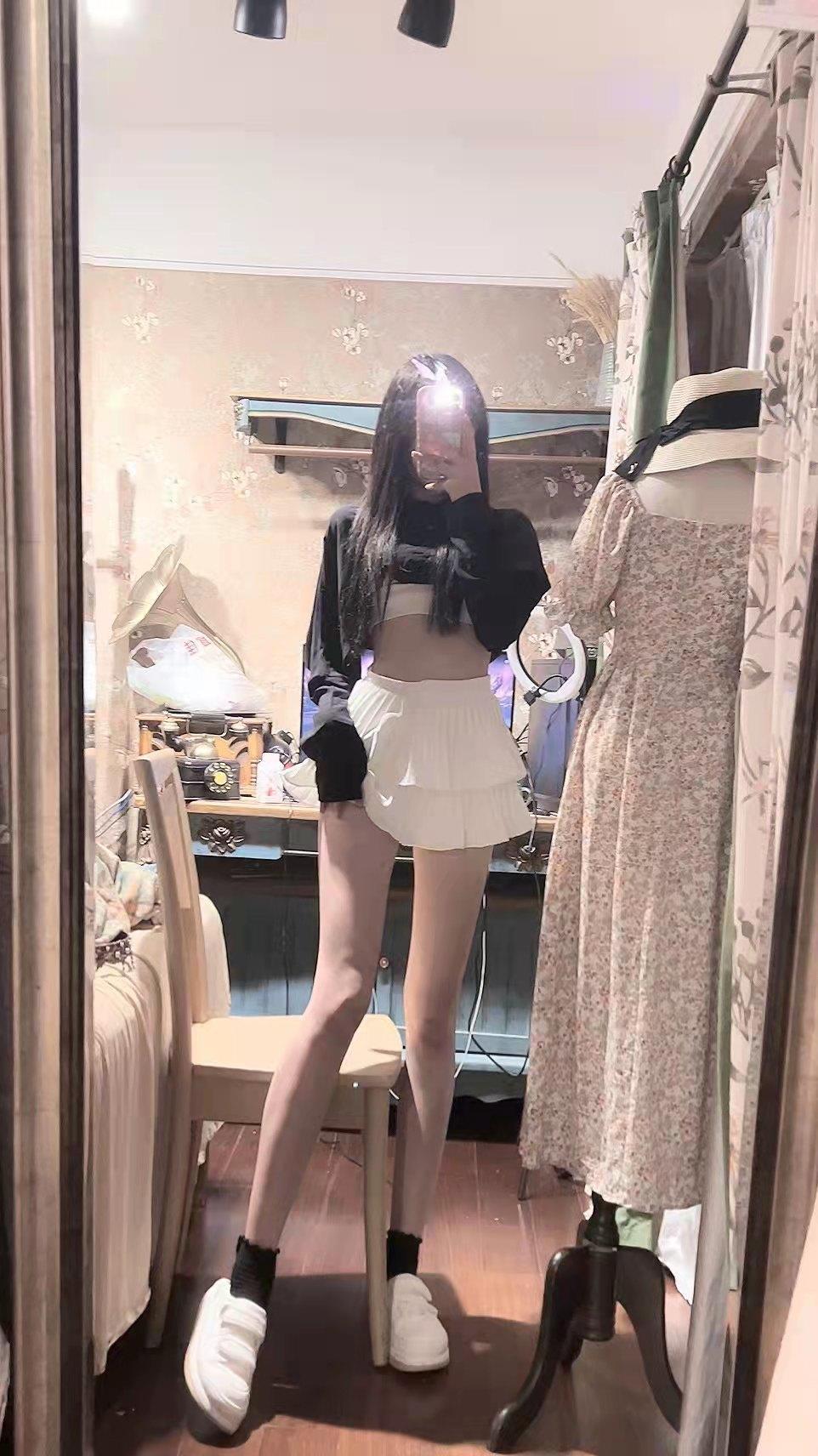 朝阳区年轻漂亮小妹，鲍鱼紧，服务不含糊，叫声也好听 第3张