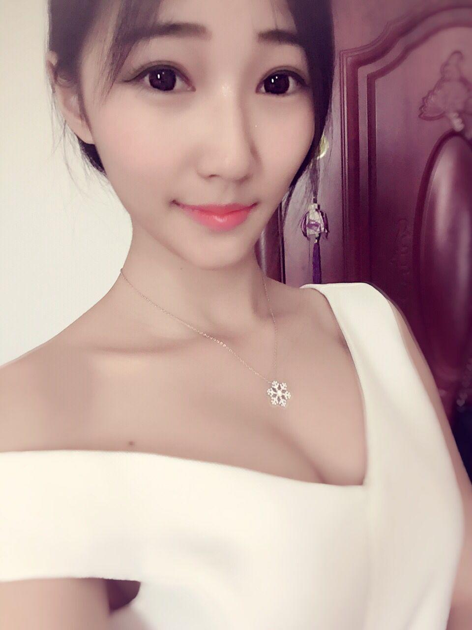 小太妹的战斗力,舌吻69式一波流 第2张