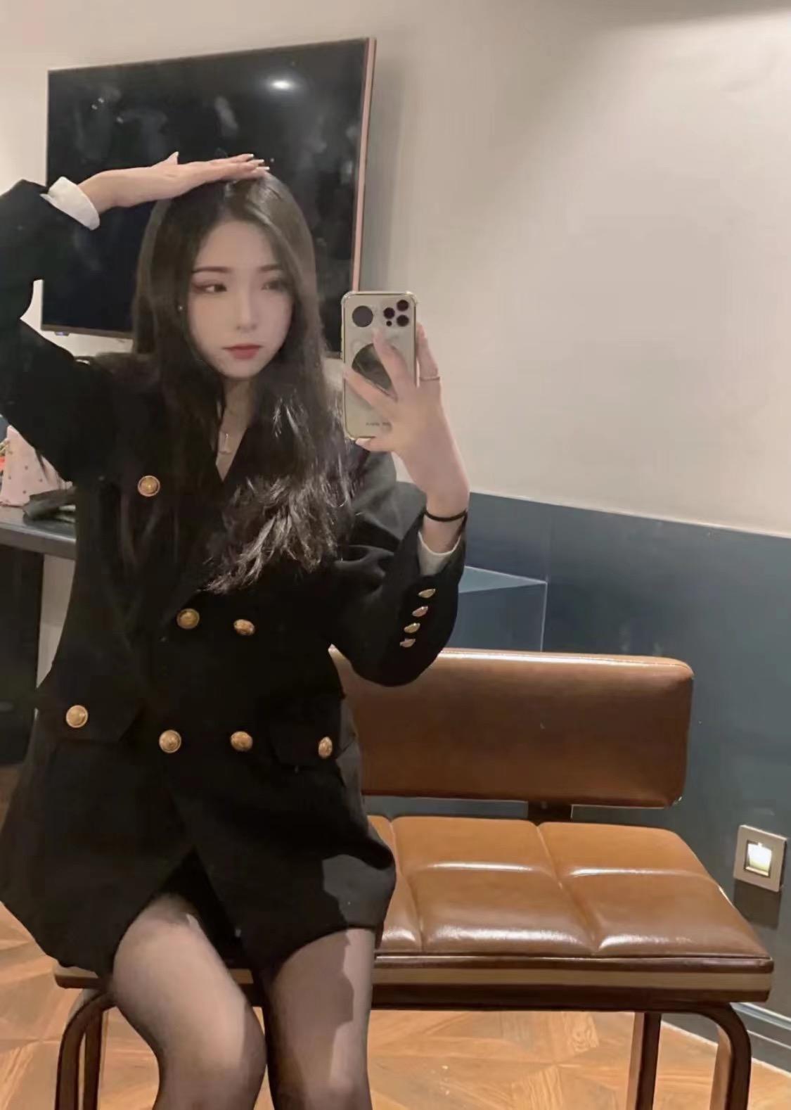 21岁的妹妹，床上很风骚 第1张