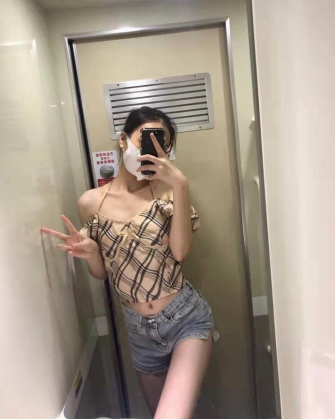 莱山兼职清纯小妹妹，小逼逼会收缩 第1张