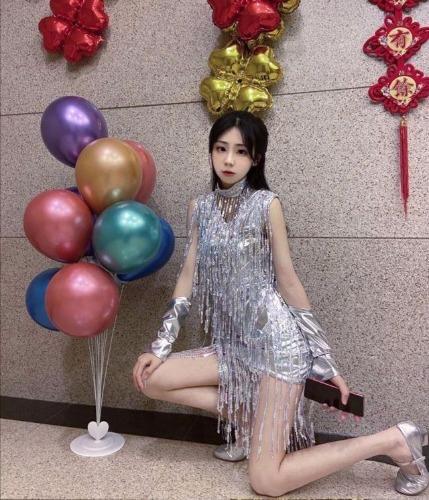 重庆夜店疯妹子 第2张