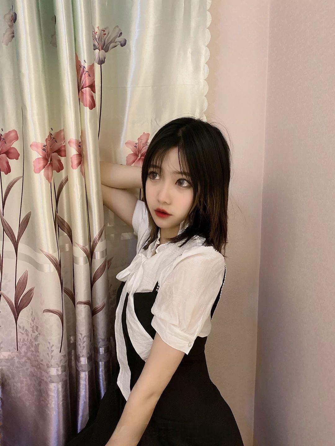 大美女一个 第3张