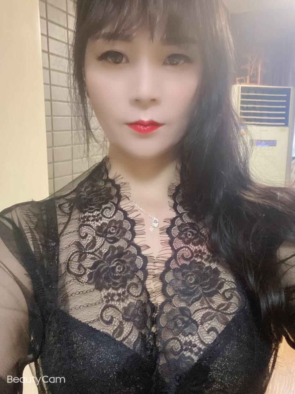 三阳路风骚少妇主动会玩满嘴骚话 第1张