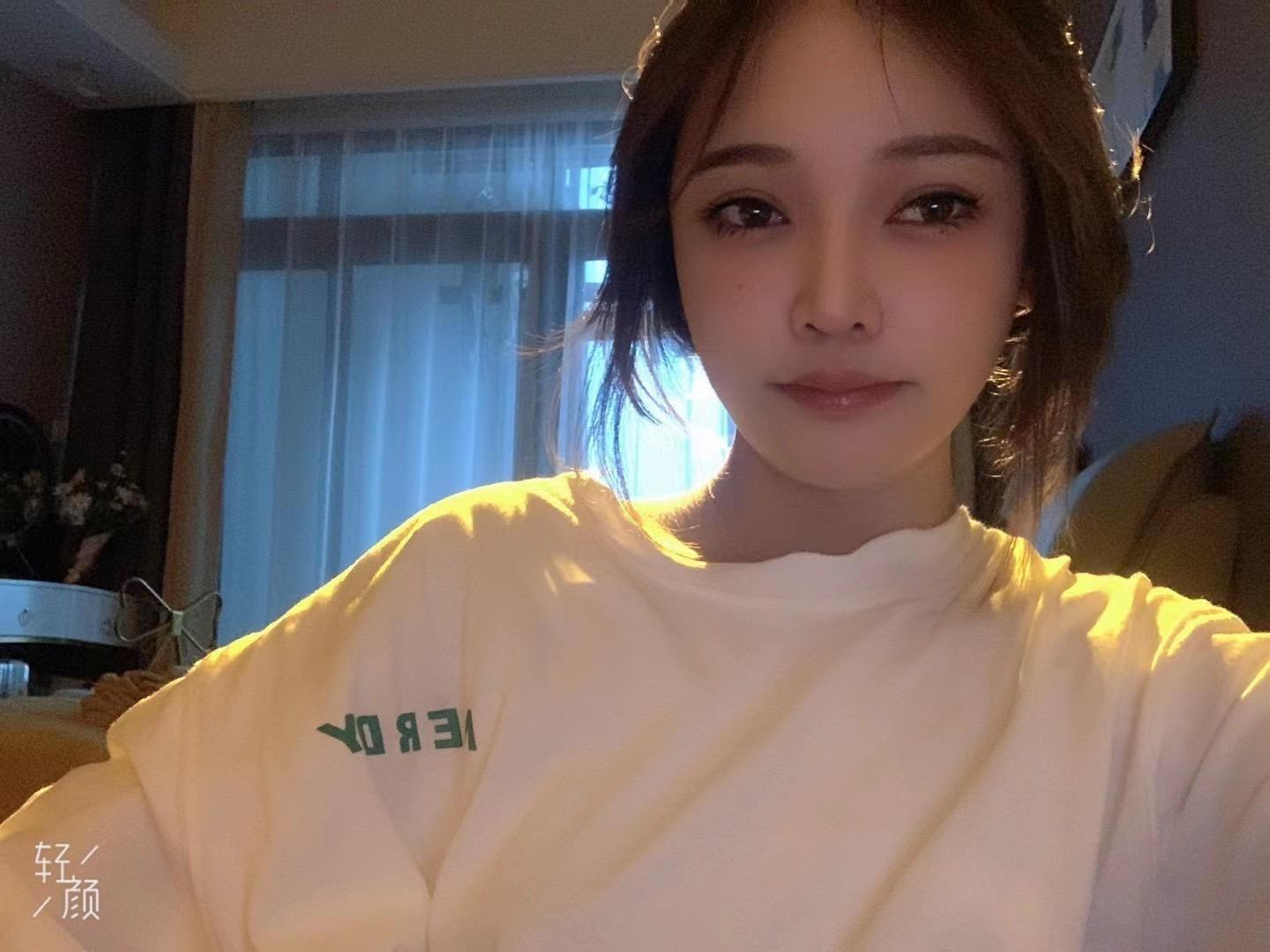 操了一个兼职小妹 第3张