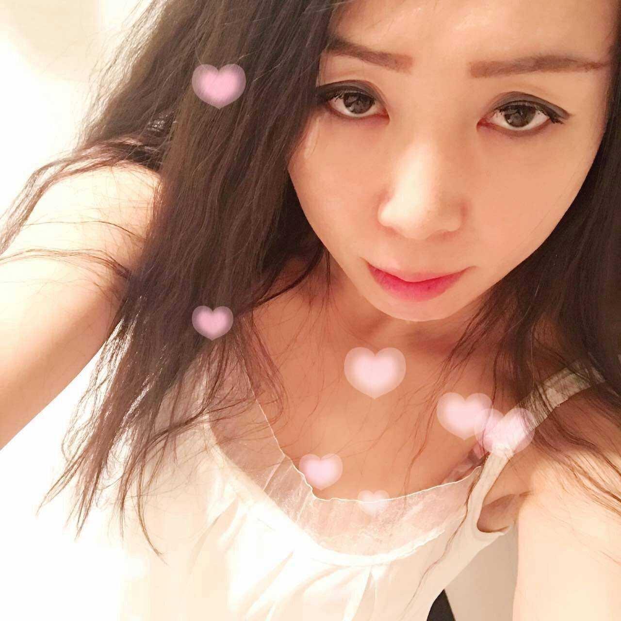 沈阳皇寺广场轻熟女 第1张