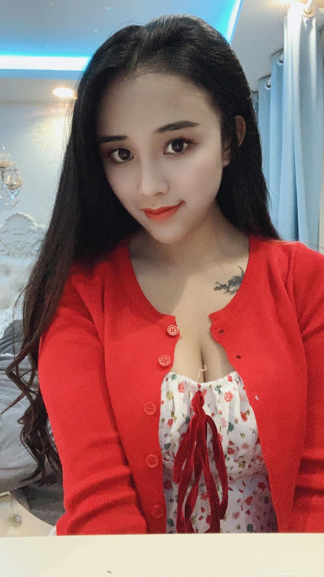 虹梅路胸很大的可爱妹子，会聊天，爱爱主动 第1张