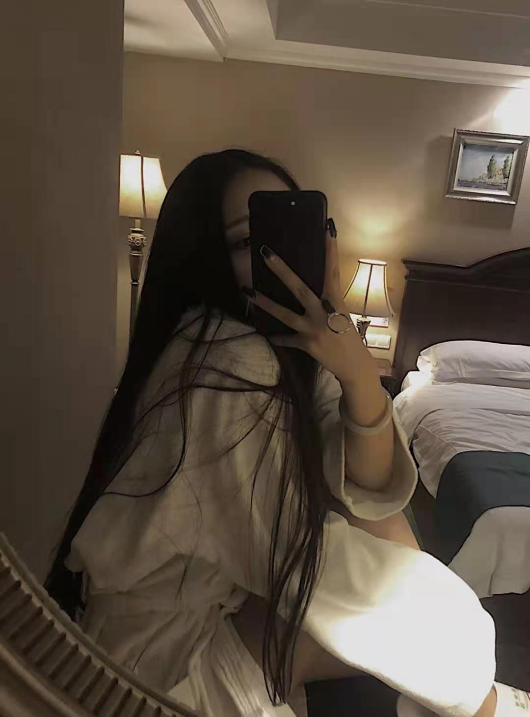横塘路附近水嫩小妹，佛系少女 第1张