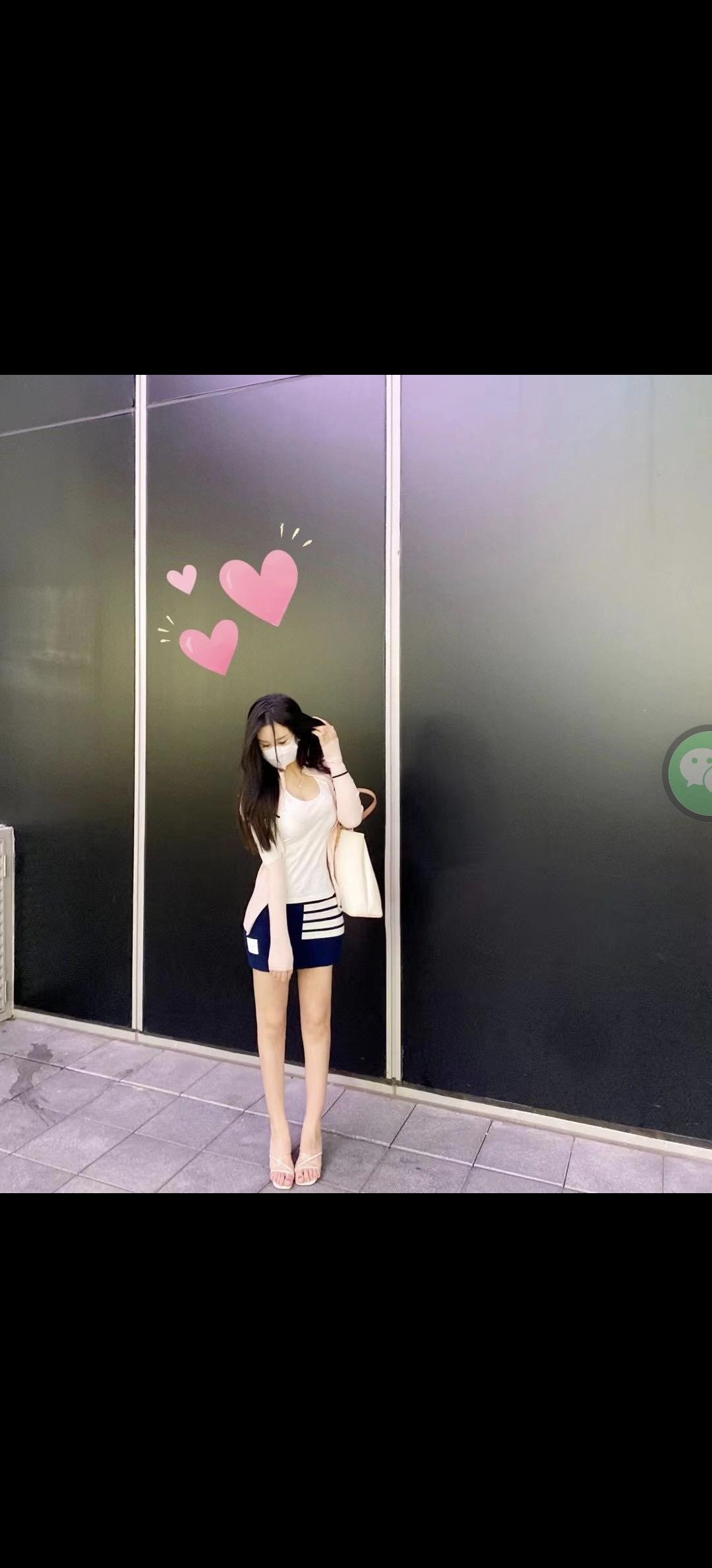 石歧舞蹈学院毕业的美女，目前兼职，可一字马 第2张