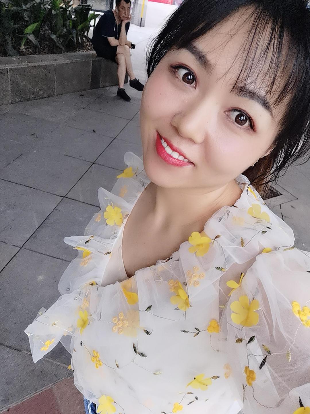 南坪上海城妹儿，胸大大大大大大！ 第1张