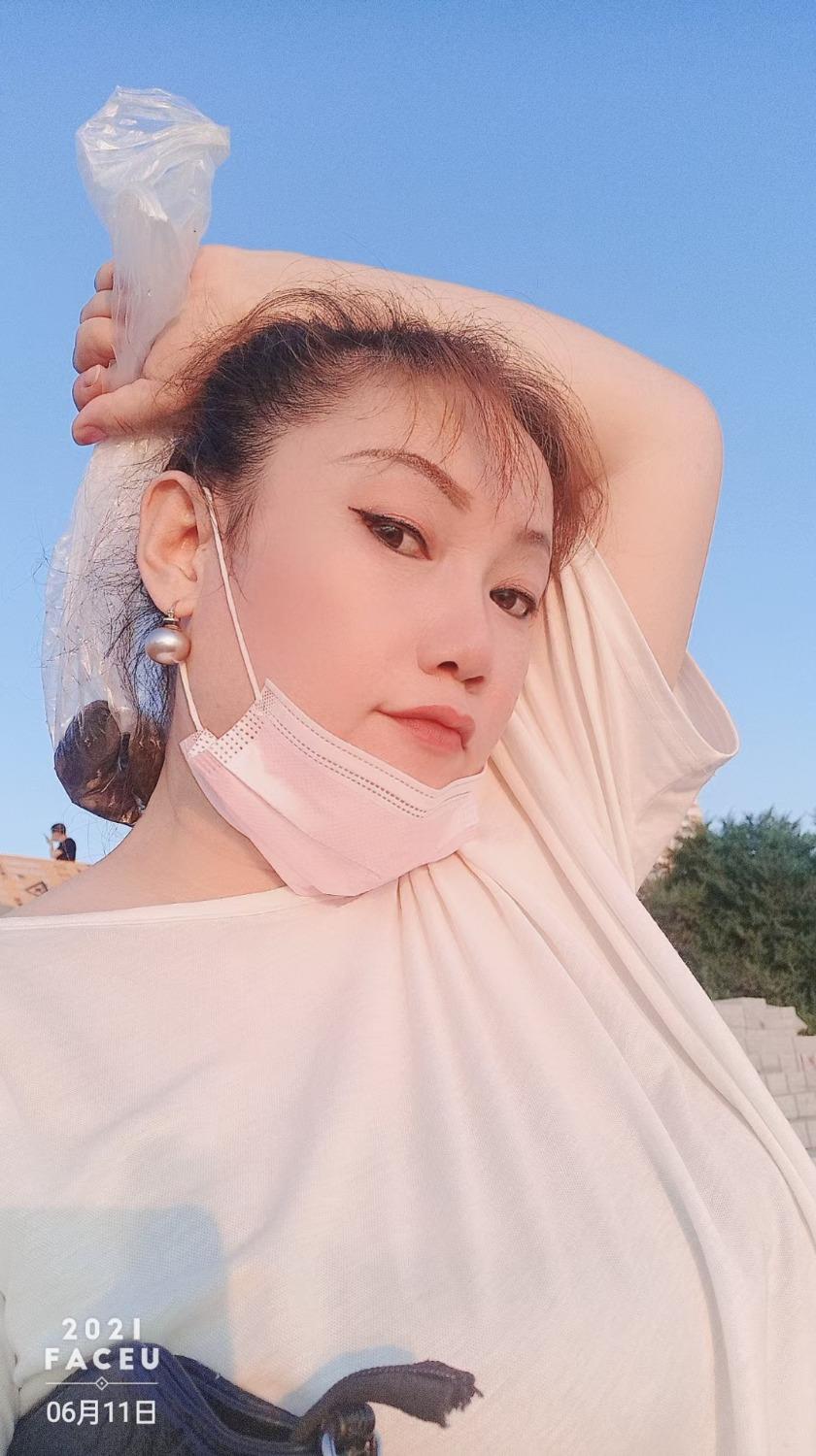 道外二十道街熟女 第1张